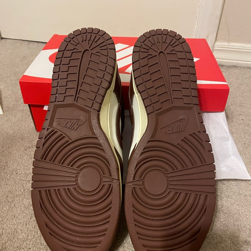 Nike Dunks - Picture 4 of 4